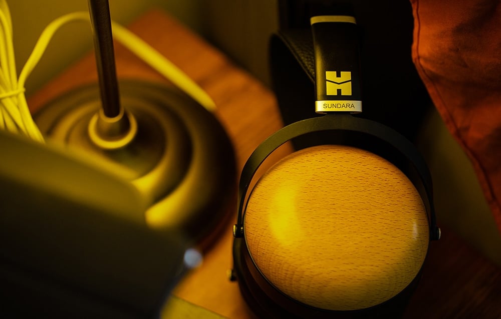 HiFiMAN Sundara -langalliset suljetut kuulokkeet