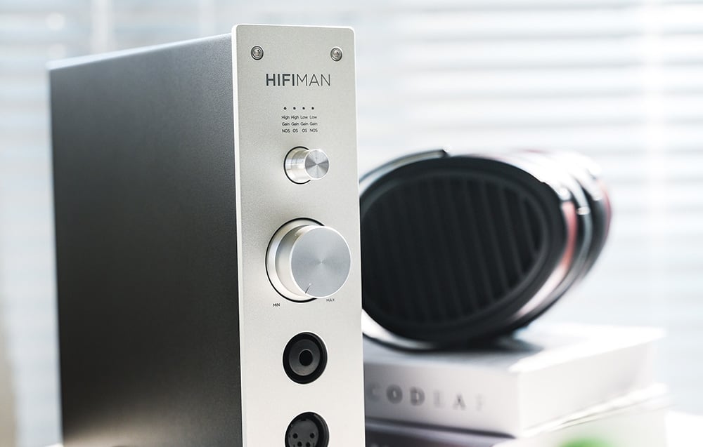 HiFiMAN EF500 Amp -kuulokevahvistin
