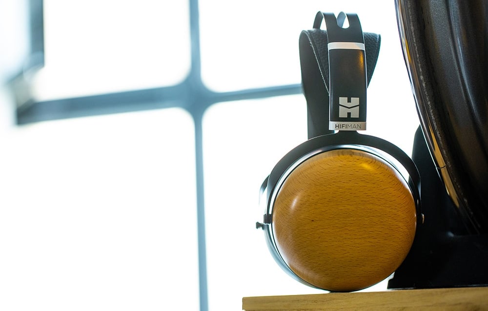 HiFiMAN Sundara -langalliset suljetut kuulokkeet