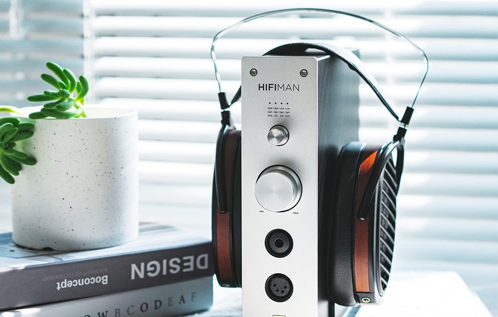 HiFiMAN EF500 Amp -kuulokevahvistin