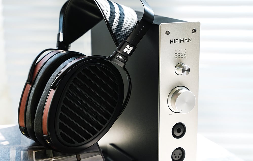 HiFiMAN EF500 Amp -kuulokevahvistin