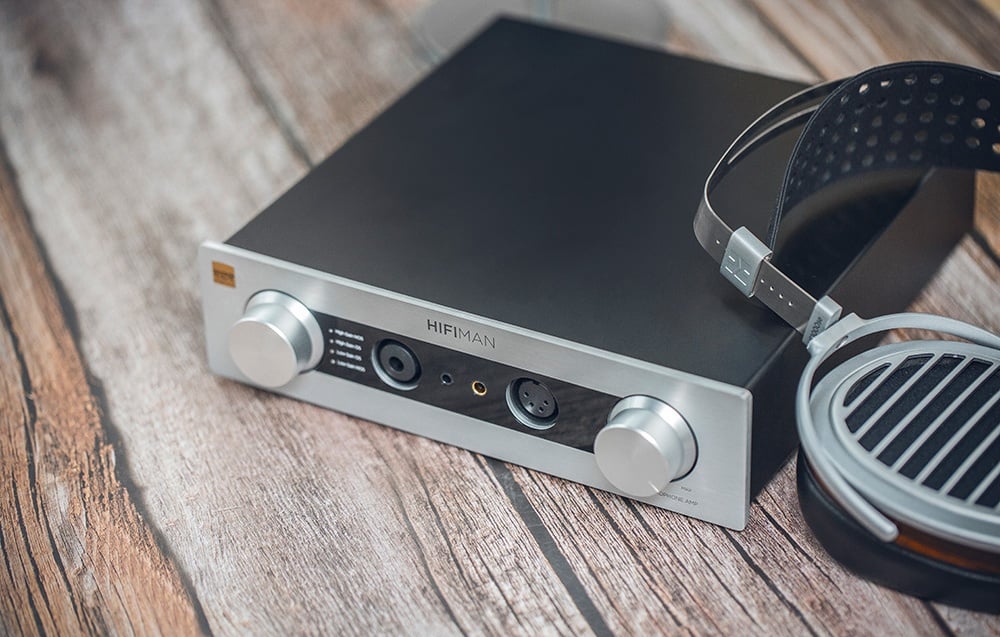 HiFiMAN EF400 Amp -kuulokevahvistin