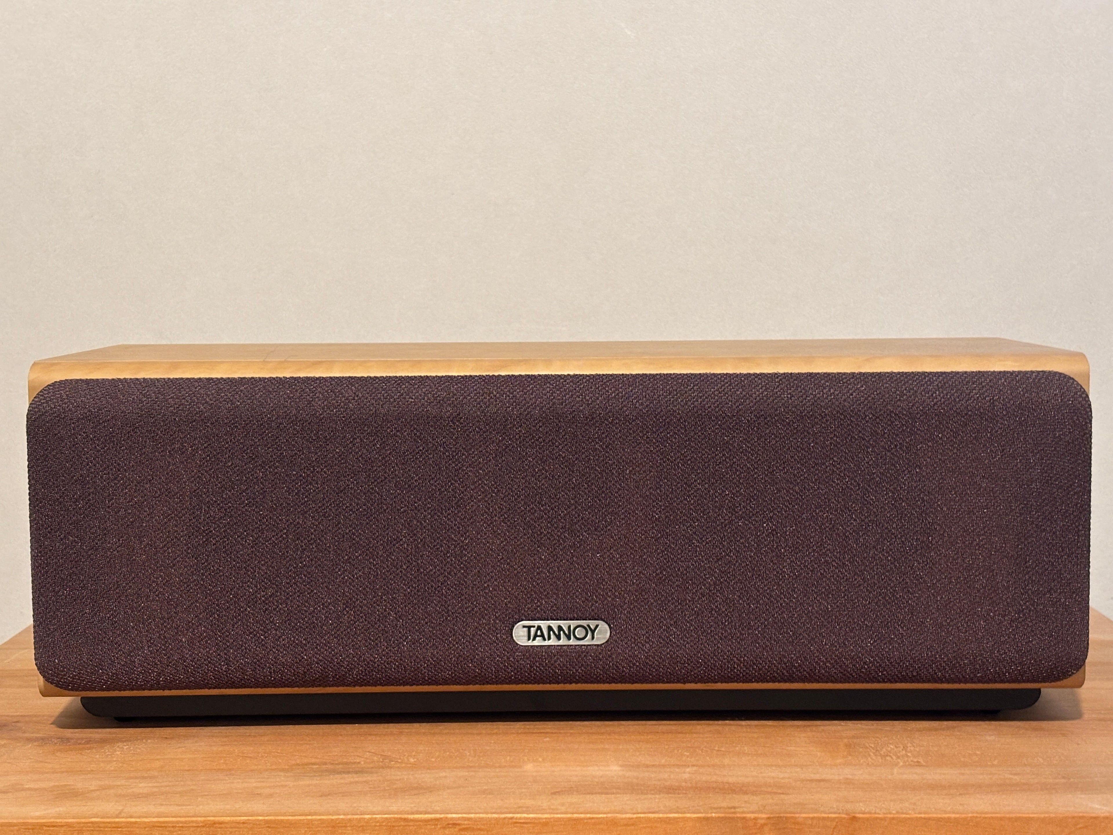 Tannoy Fusion C keskikaiutin.