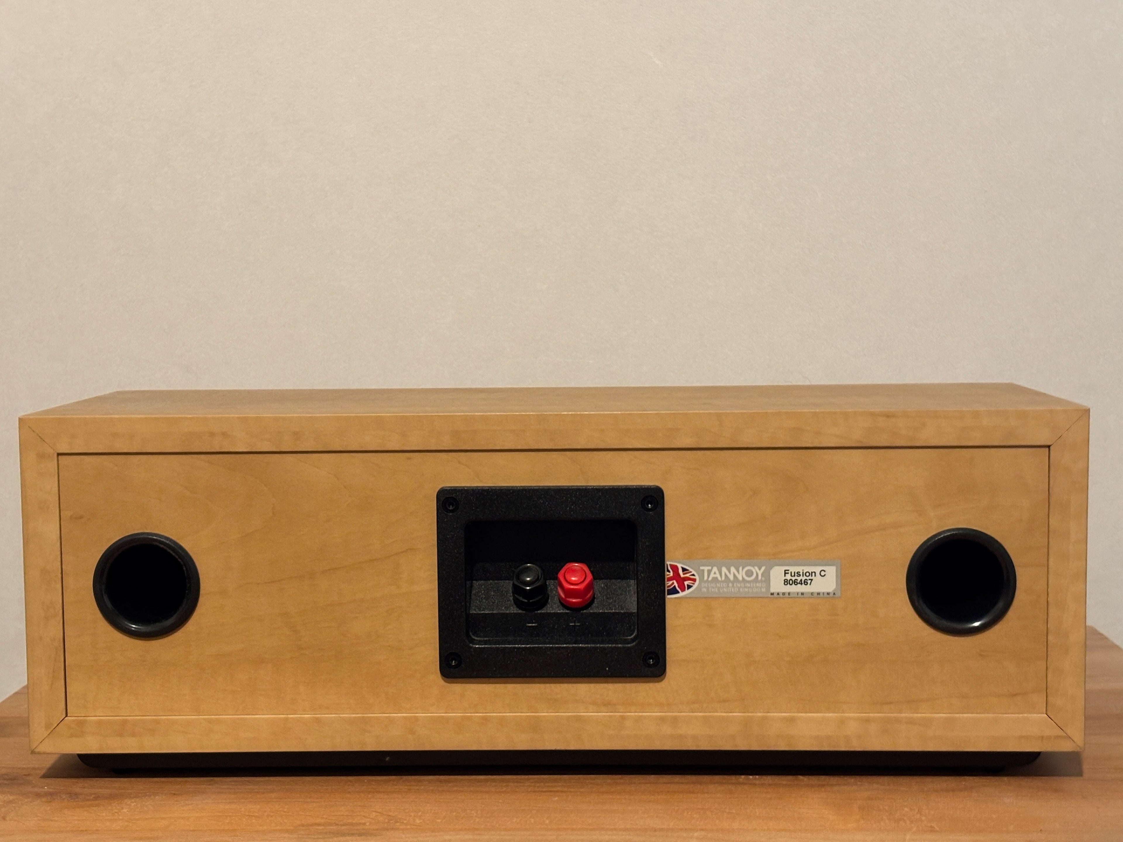 Tannoy Fusion C keskikaiutin.