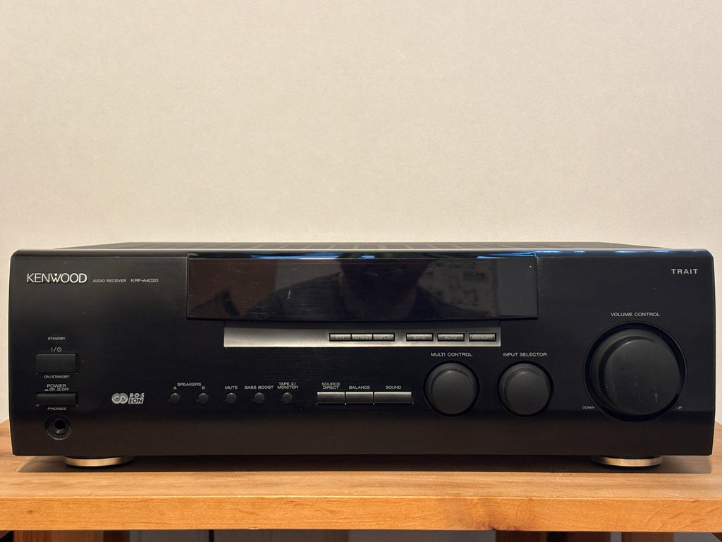 Kenwood KRF-A4020 viritinvahvistin.
