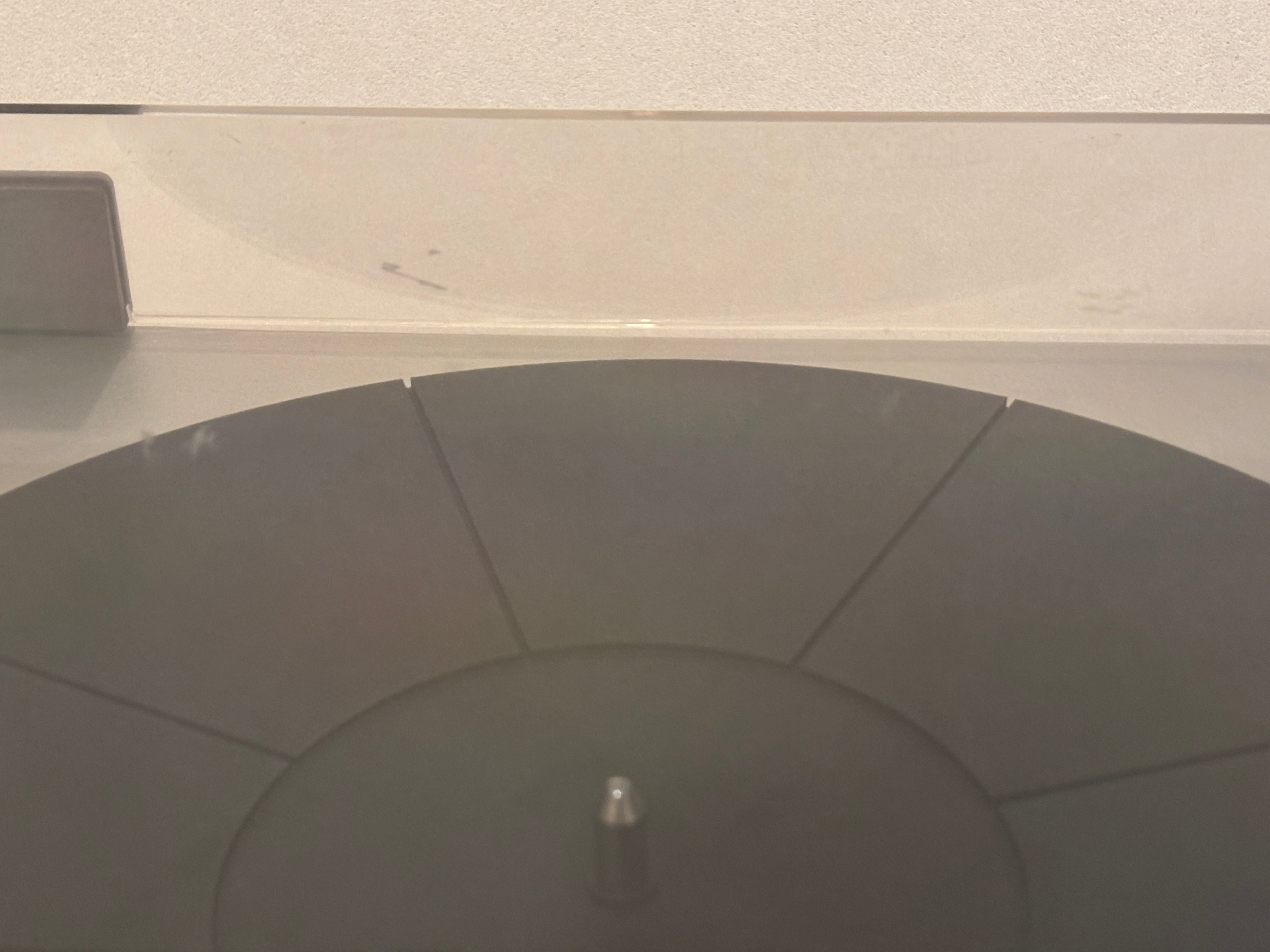 Yamaha P-550 LP-levysoitin.